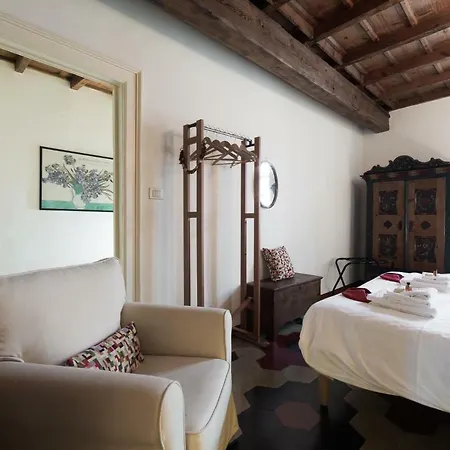Ticinese 59 Apartment