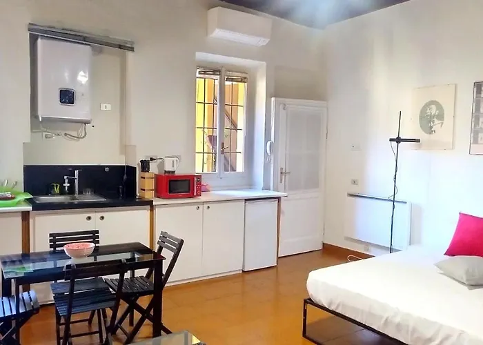 Apartment Ticinese 59 *
