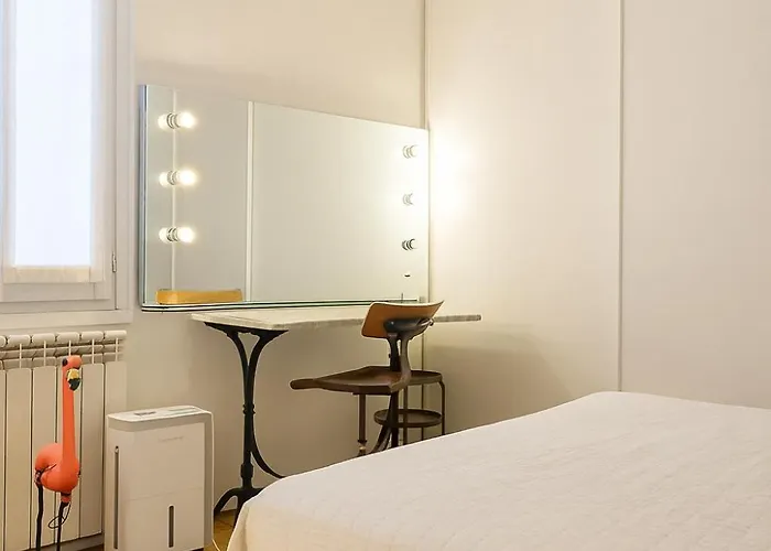 Apartment Ticinese 59 Milan